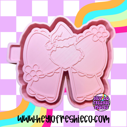 Green Guy Bow Silicone Mold