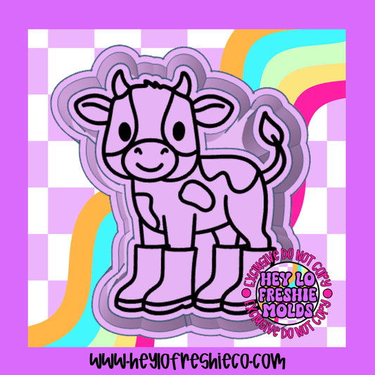 Cutie Cow In Boots Silicone Mold