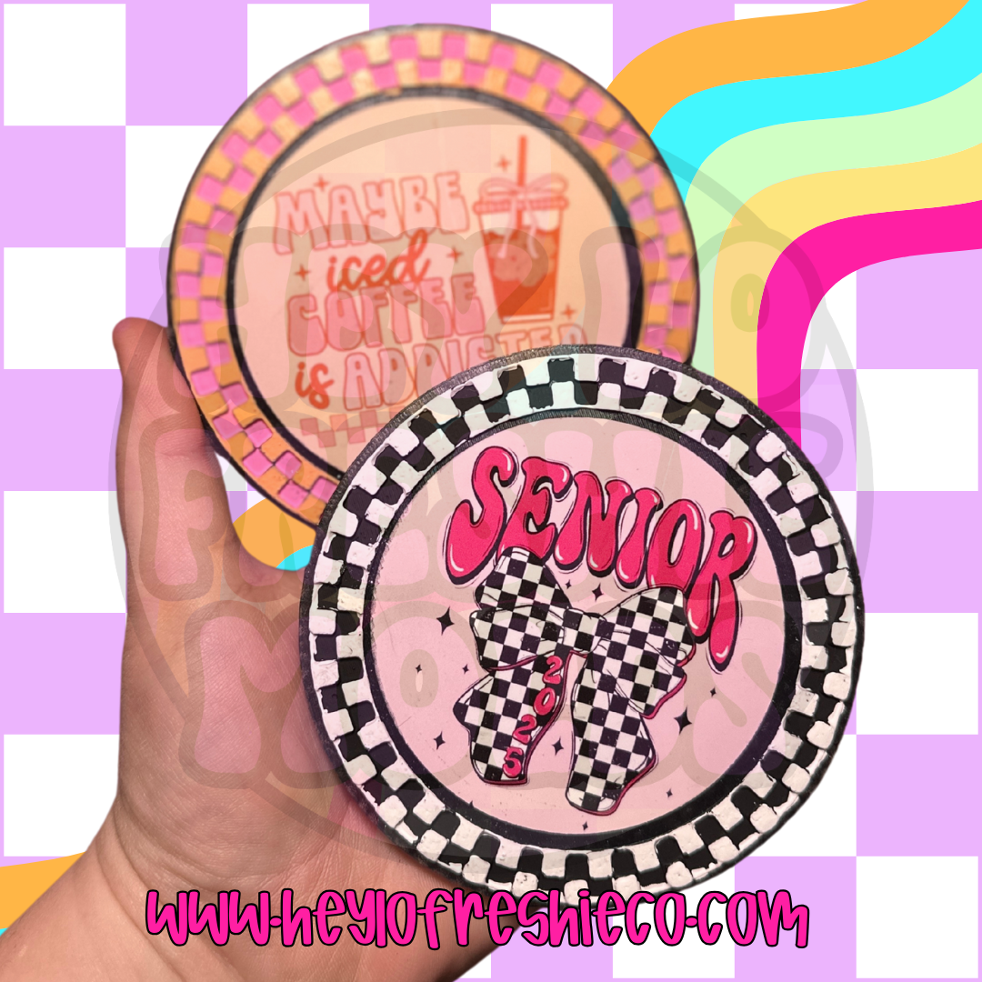 Checkered Round Frame Cardstock Grab Bag [10 count]